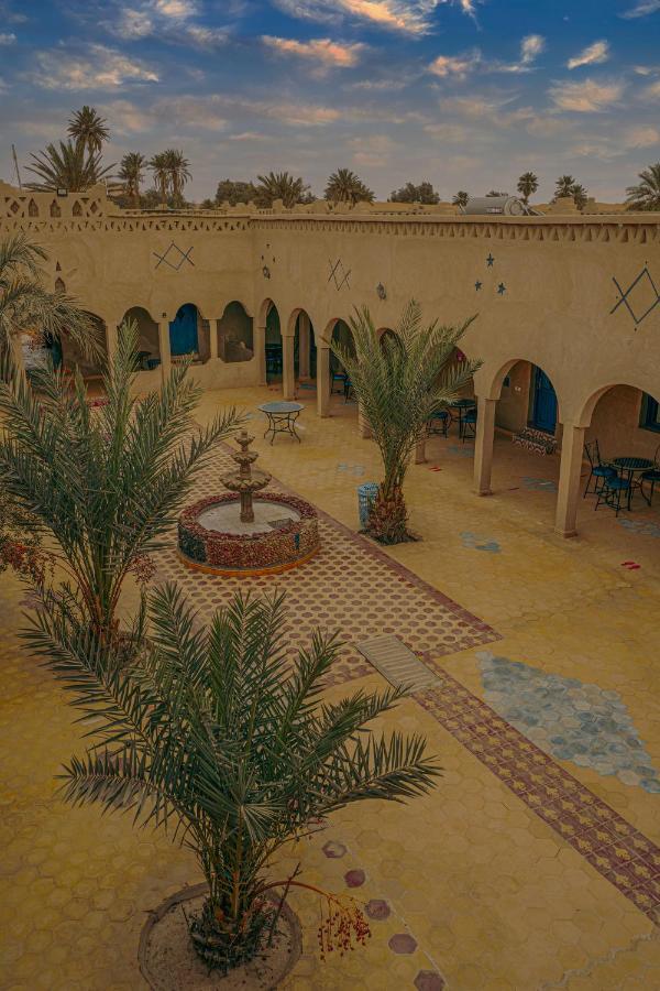 Auberge Les Roches Merzouga Exteriér fotografie