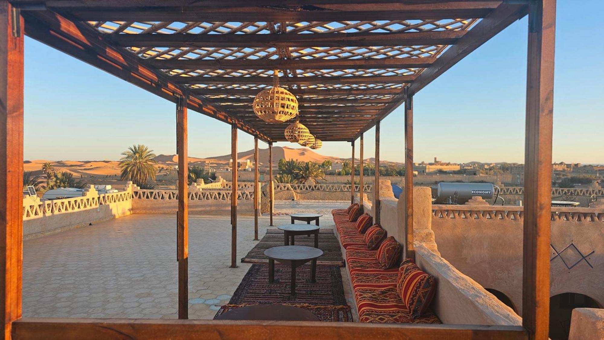 Auberge Les Roches Merzouga Exteriér fotografie