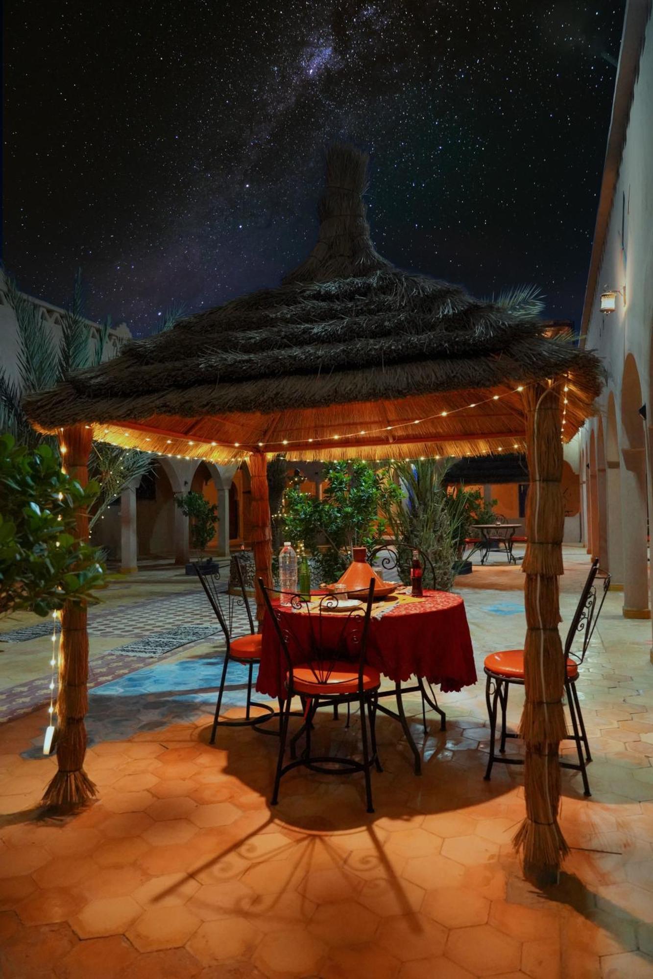 Auberge Les Roches Merzouga Exteriér fotografie