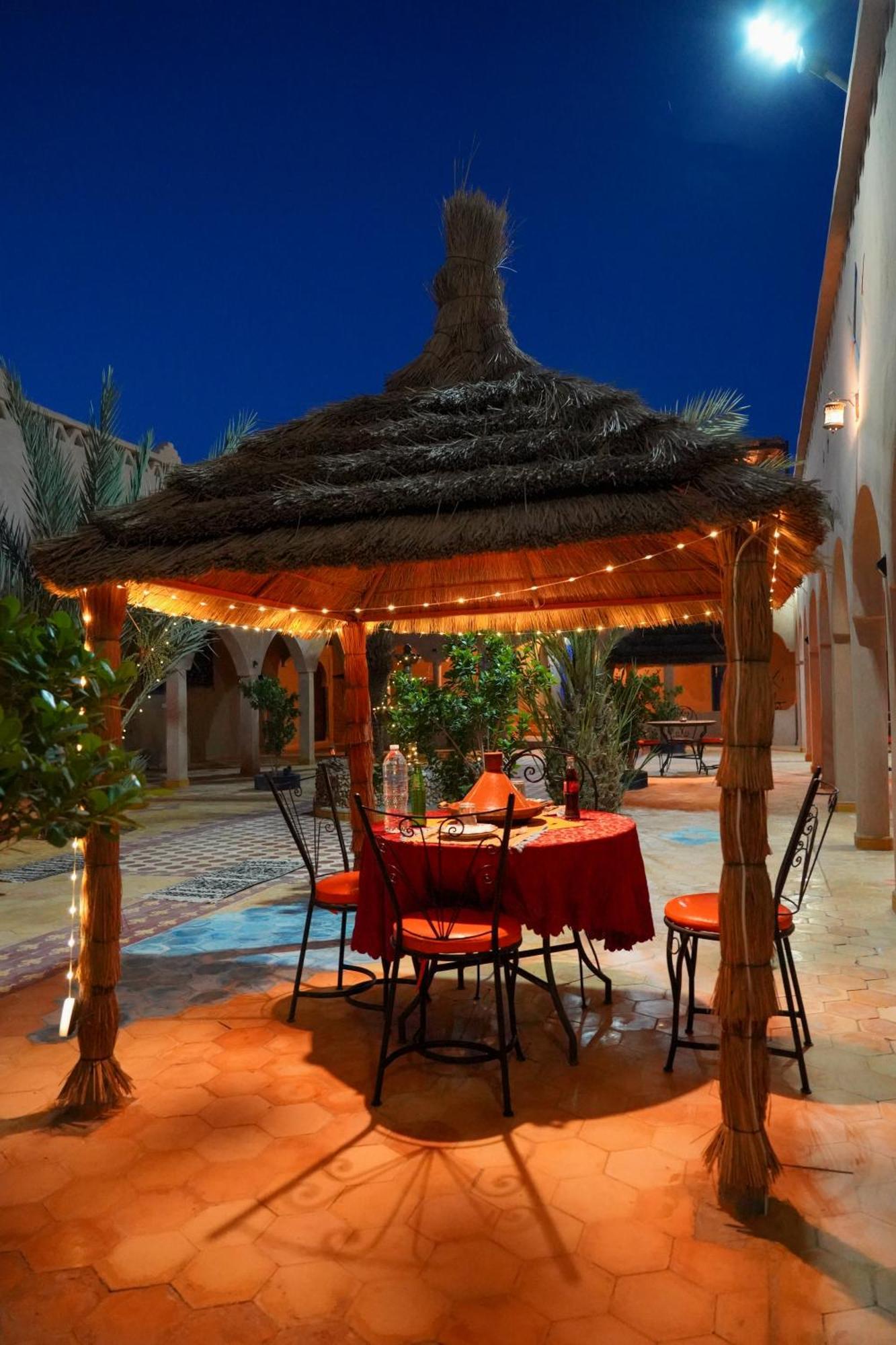 Auberge Les Roches Merzouga Exteriér fotografie