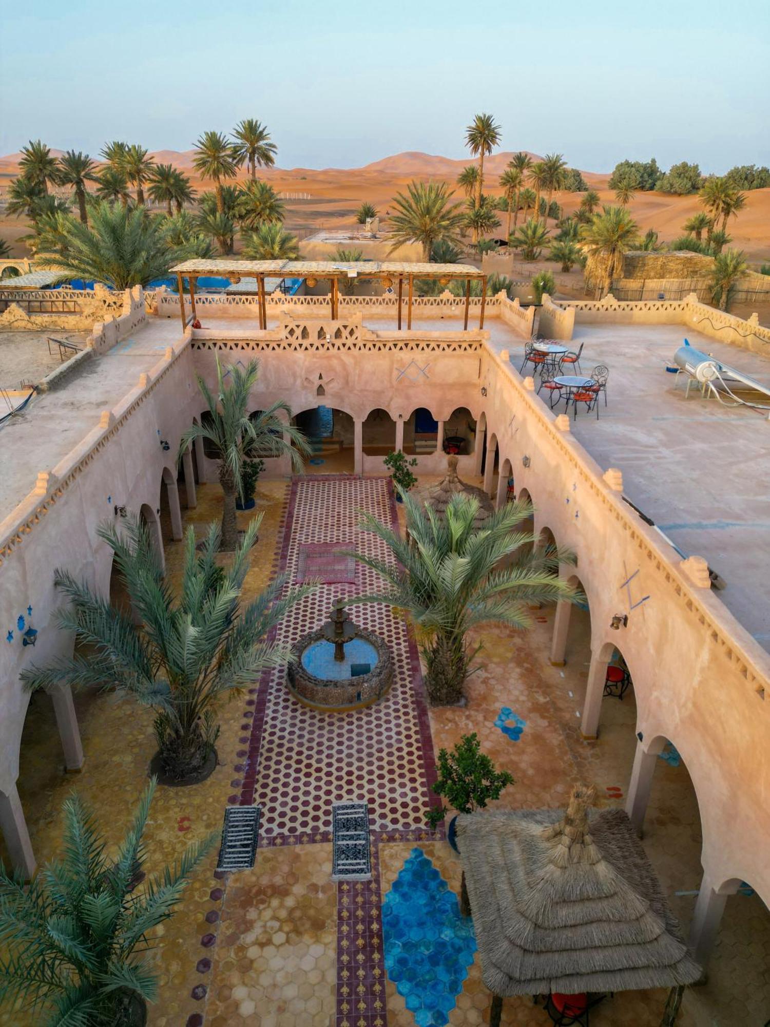Auberge Les Roches Merzouga Exteriér fotografie